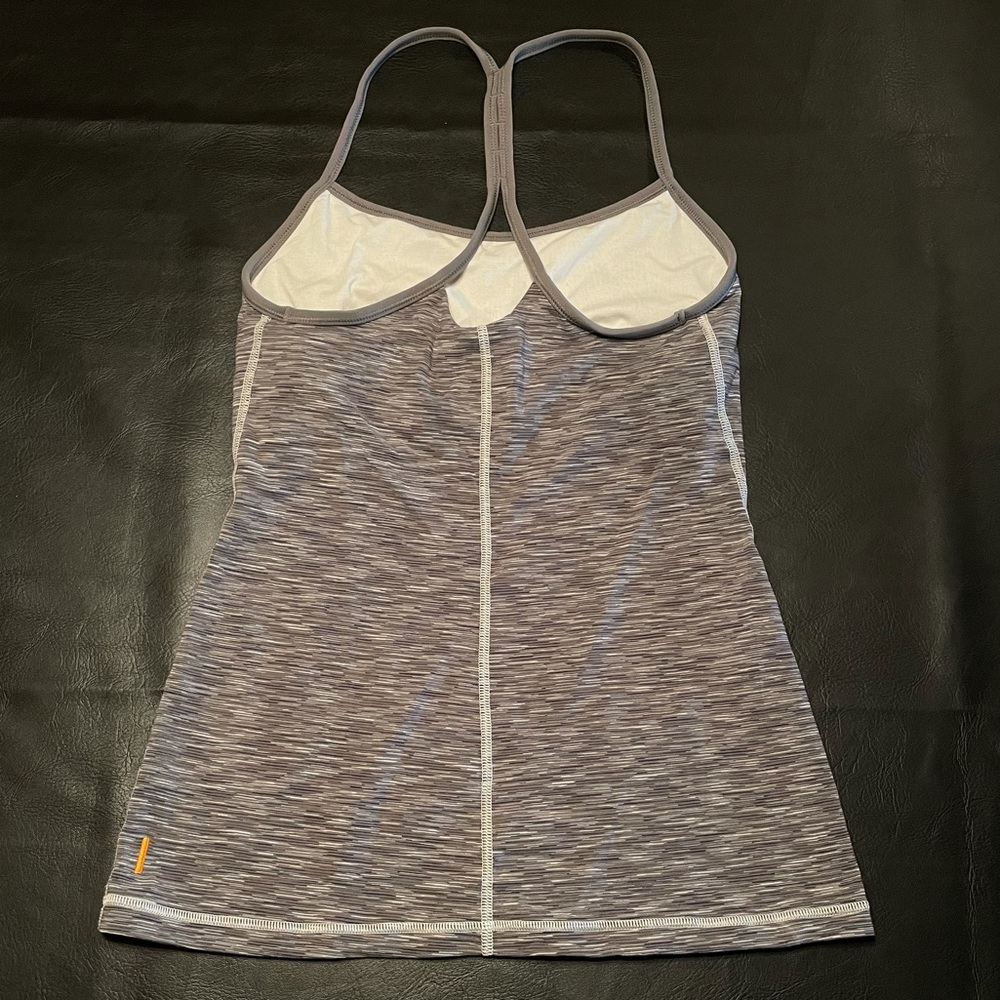 Lucy gray racer back active top sz m